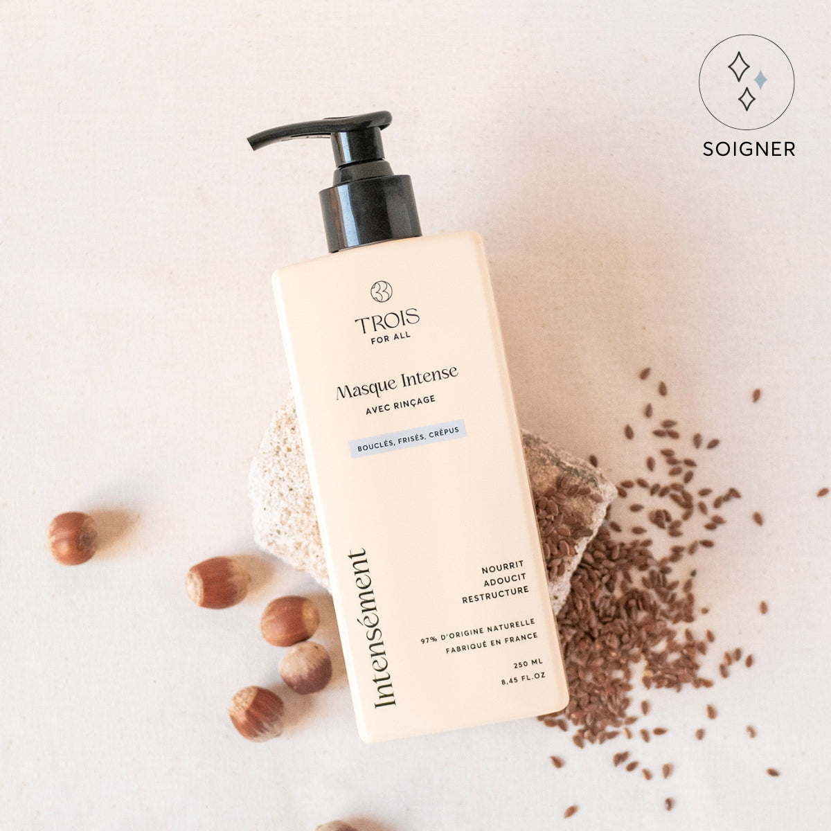 Masque pour cheveux bouclés qui nourrit intensément sans alourdir les boucles