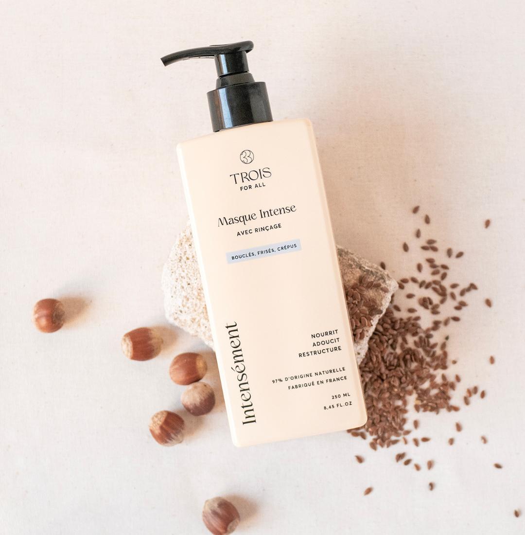 Masque pour cheveux bouclés qui nourrit intensément sans alourdir les boucles