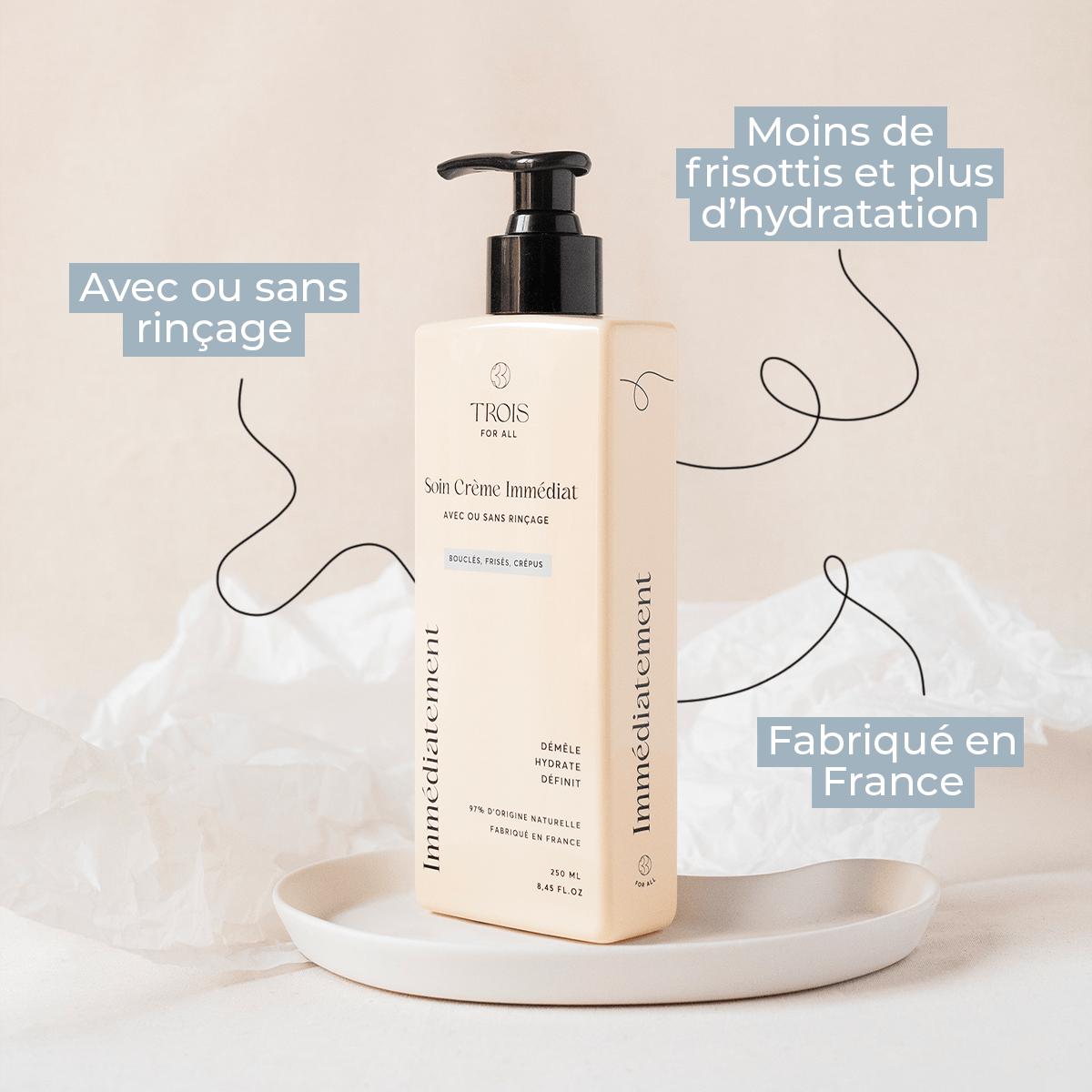 Soin hydratant pour cheveux bouclés fabriqué en France, utilisable avec ou sans rinçage, réduit les frisottis et hydrate les boucles